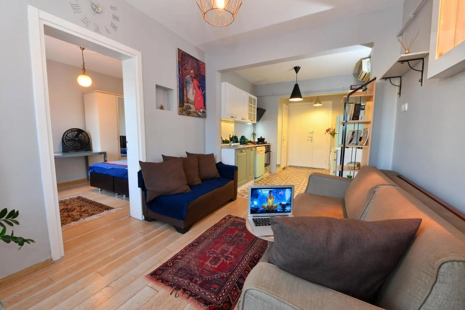 Apartment Taksim Fish Market Down Town Heart Of Istanbul Beyoglu